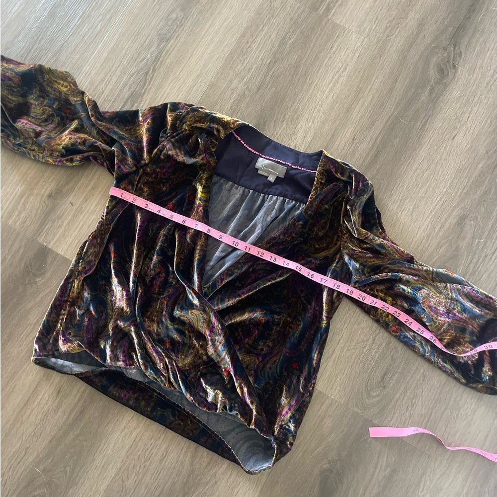 Anthropologie Velvet Wrap Top Paisley Print - Picture 7 of 8